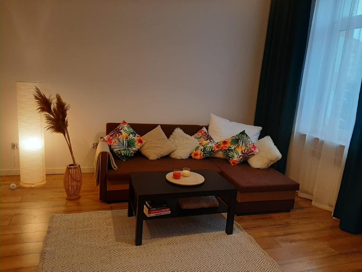 Apartamenty Jednosci 46 فروتسواف المظهر الخارجي الصورة