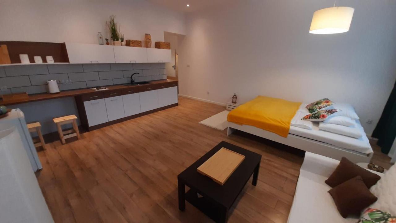 Apartamenty Jednosci 46 فروتسواف المظهر الخارجي الصورة