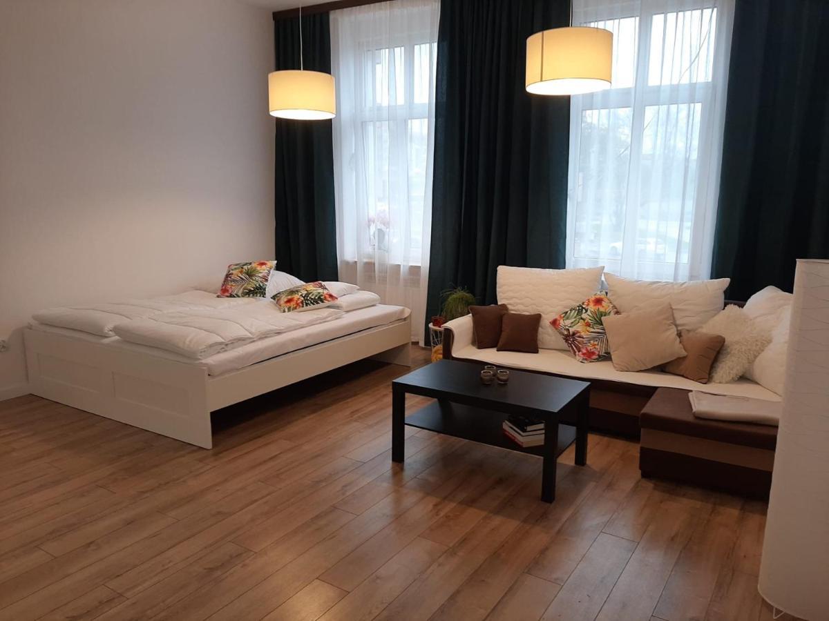 Apartamenty Jednosci 46 فروتسواف المظهر الخارجي الصورة