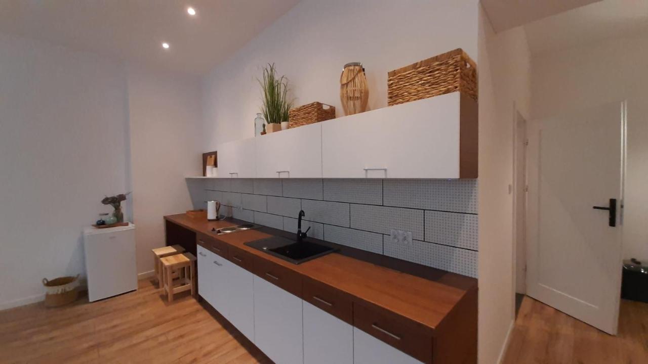 Apartamenty Jednosci 46 فروتسواف المظهر الخارجي الصورة