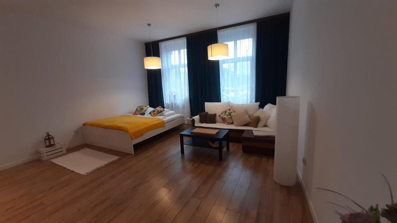 Apartamenty Jednosci 46 فروتسواف المظهر الخارجي الصورة